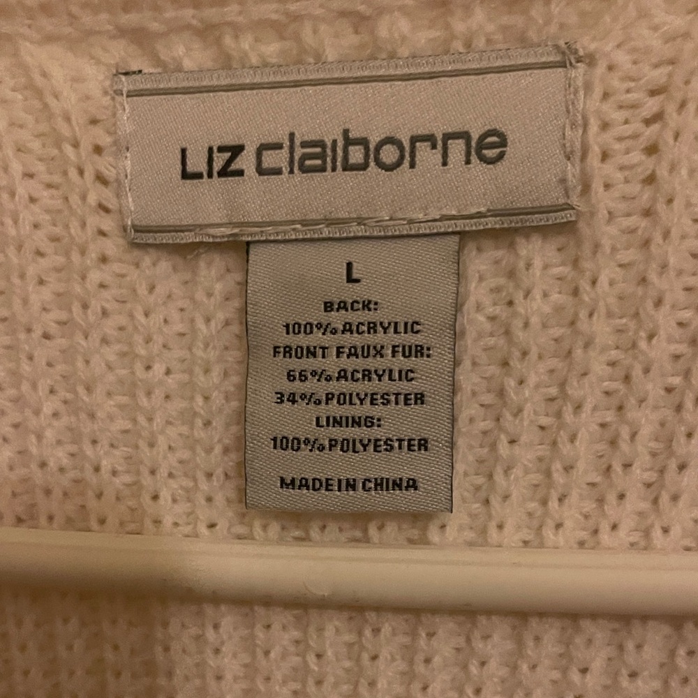 Liz Claiborne Women's Cream Sweater